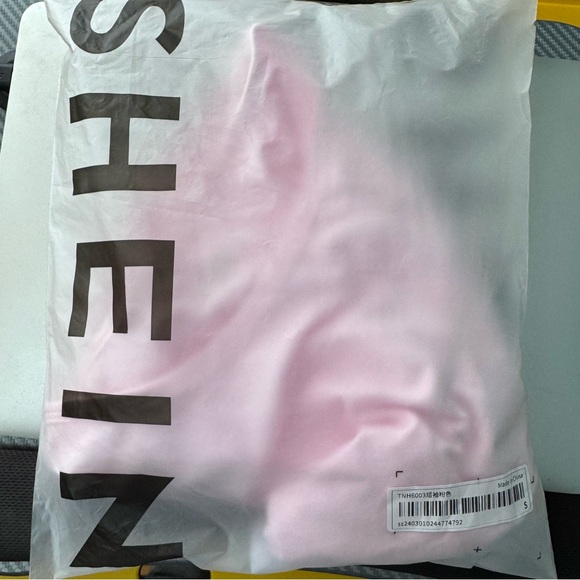 🔹5/$25🔹 SHEIN NEW IN BAG Pink Round Neck Short Sleeve T-Shirt. Size Small - Picture 6 of 9